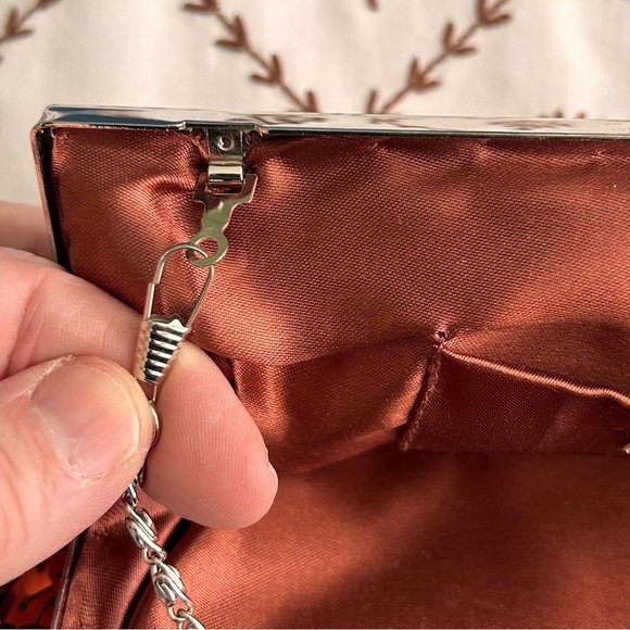 Vtg 90’s Apt 9 Women’s Copper Sequin Fashion Clutch w/ Removable Chain Strap - Picture 9 of 11